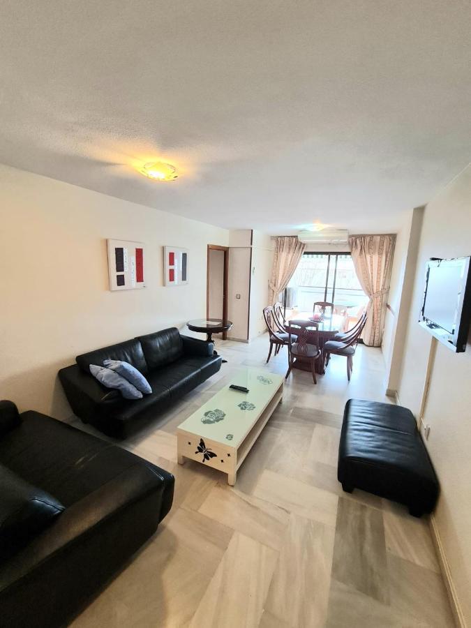 Carihuela Beach  Torremolinos Luaran gambar